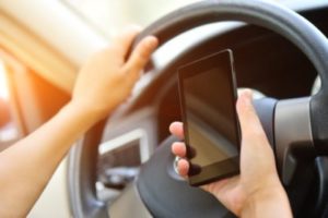 Contact a Distracted driving accident lawyer inn Niagara Falls