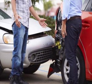 an uninsured motorist accident lawyer in Niagara Falls recommends exchanging information with the other driver
