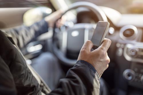 File your claim with our Tonawanda distracted driving accident lawyers.